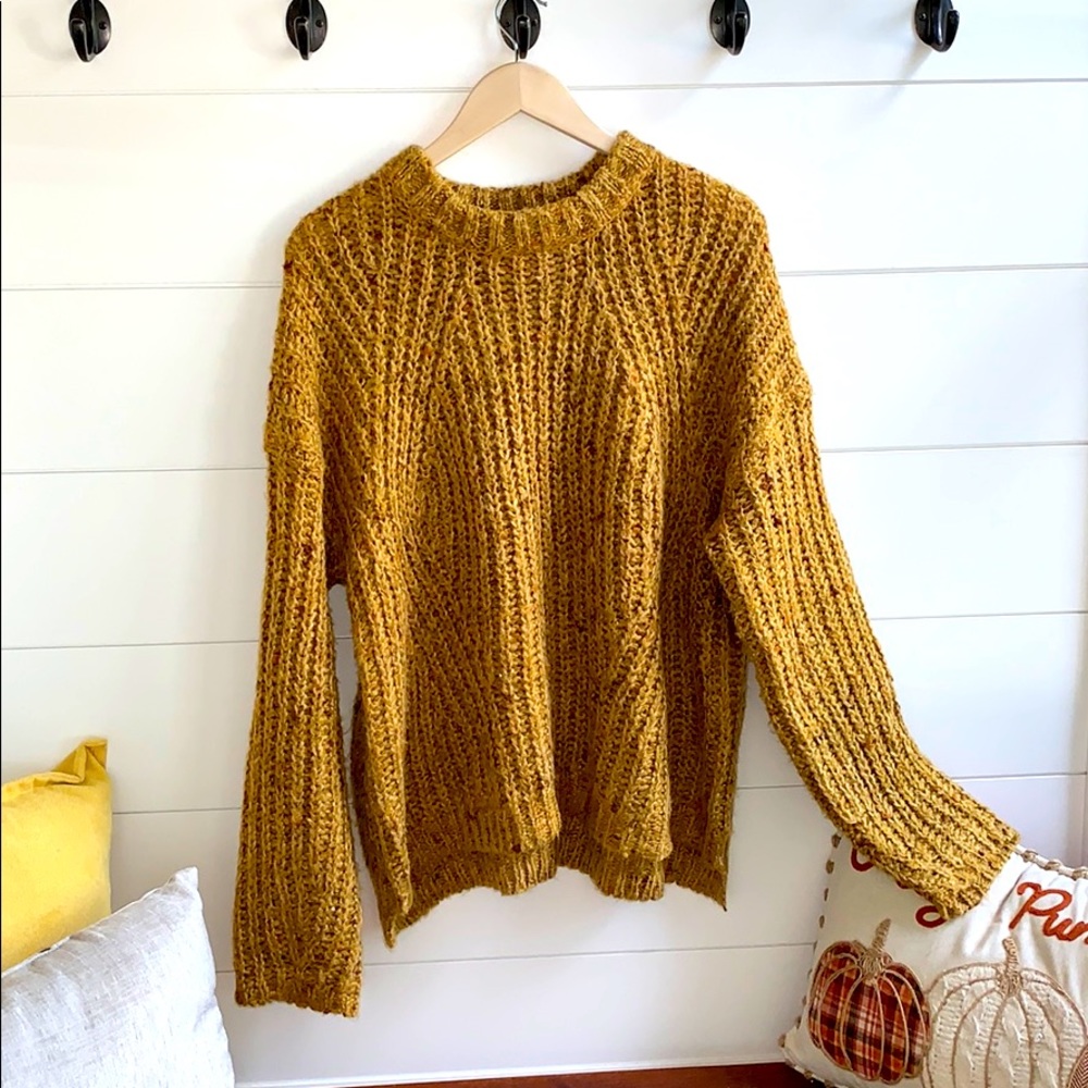 Universal Thread Mustard Yellow Chunky Knit